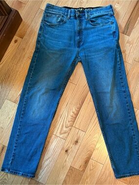Men’s Comfort Flex Regular Fit Signature Gold by Levi Strauss